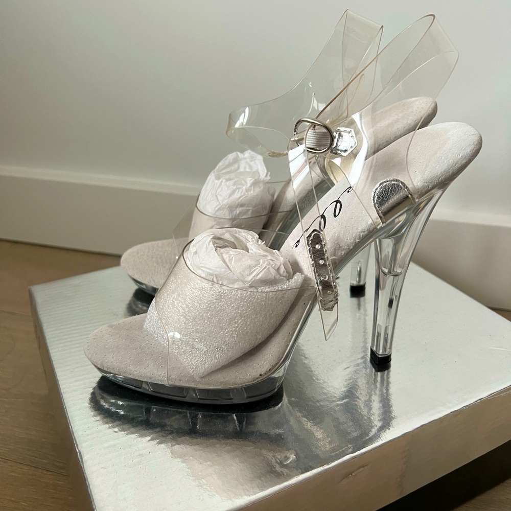 ELLIE CLEAR PLATFORM HEELS 7